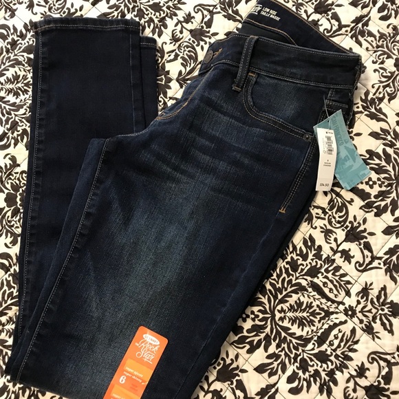 Old Navy Rockstar Skinny Jeans - Size 6 NWT - Picture 3 of 4